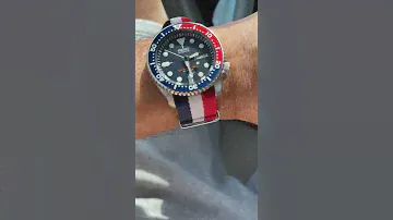 Seiko SKX009J moving ahead