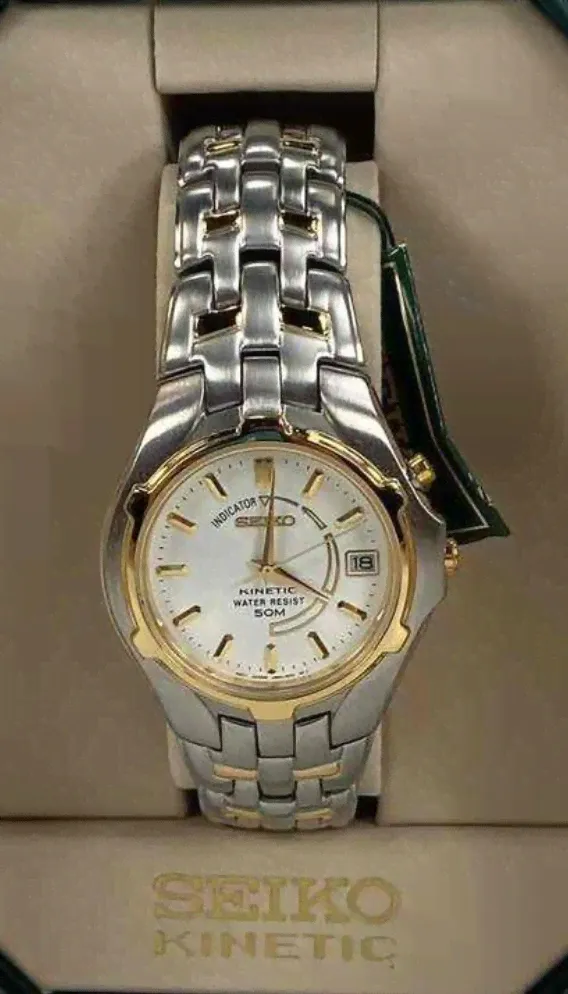 NWT Seiko Kinetic Watch in original Box 5M62-OA78 MSRP $375