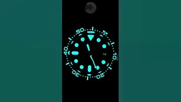 SEIKO SKX LUMIBRITE VS SUPERLUMINOVA HOMAGE SKX
